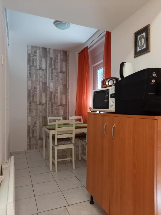 Kardos Apartman Debrecen Kültér fotó